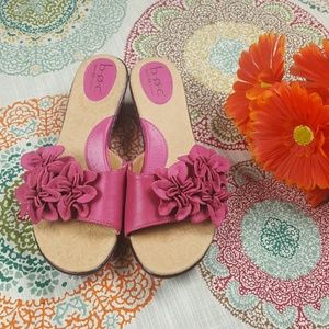 B.O.C. size 9 wedge sandal